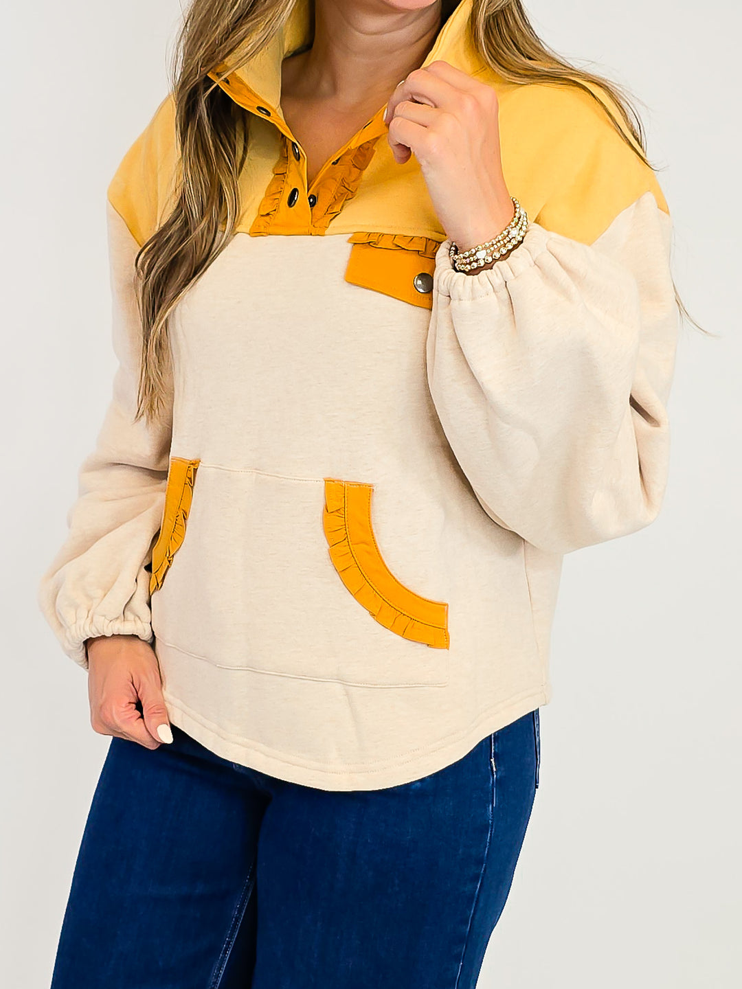 COLOR BLOCK QUARTER SNAP BUTTON SWEATSHIRT - OATMEAL