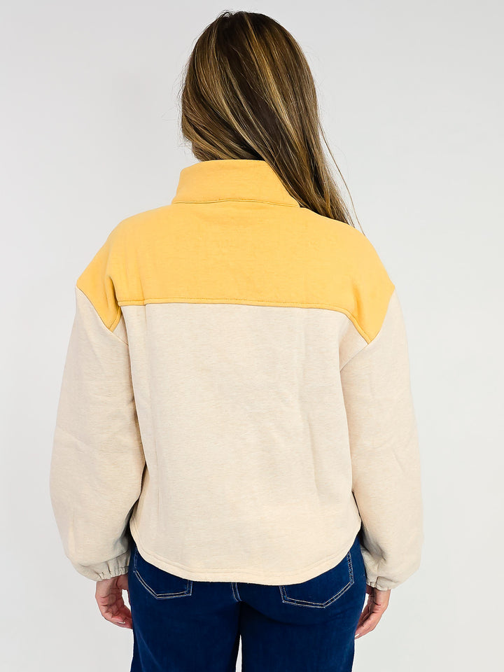 COLOR BLOCK QUARTER SNAP BUTTON SWEATSHIRT - OATMEAL