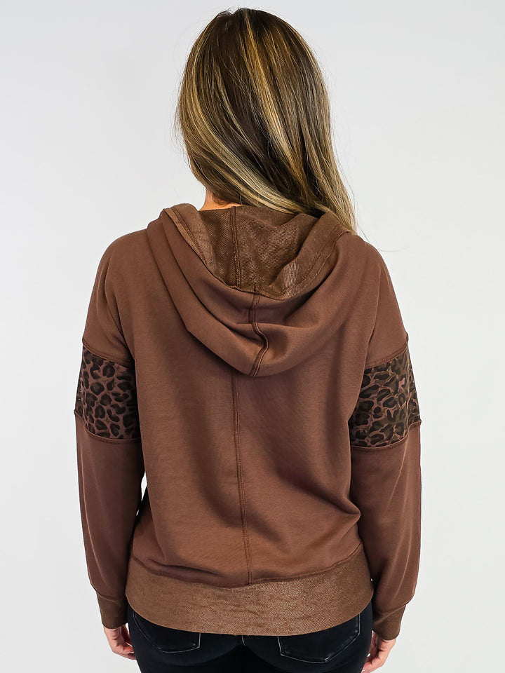 FRENCH TERRY AND ANIMAL PRINT MIX HOODIE - BROWN