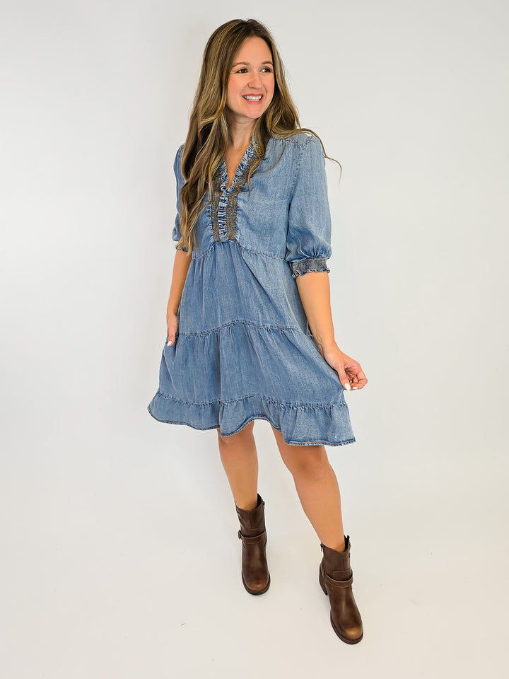SHORT SLEEVE RUFFLE TIERED DENIM DRESS - WASHED DENIM