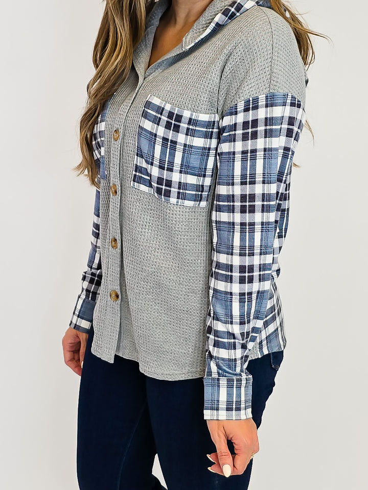 WAFFLE KNIT BUTTON DOWN PLAID HOODIE - GREY