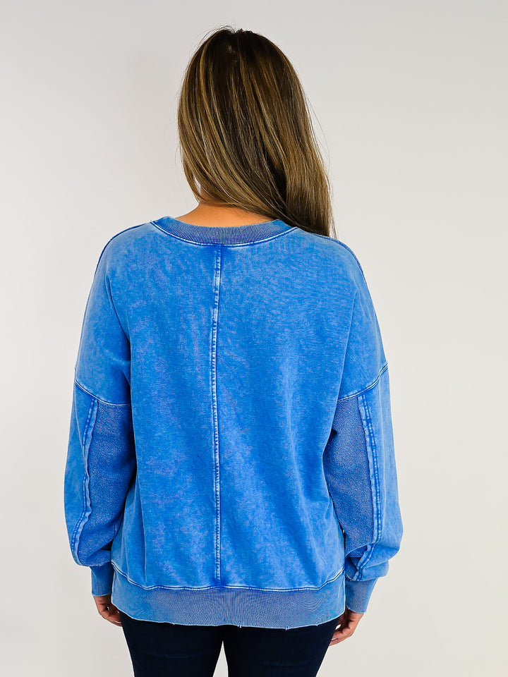 MINERAL WASHED TERRY PULLOVER - DAY BLUE