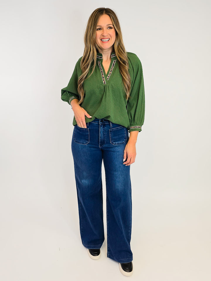 PUFF SLEEVE V-NECK TOP W/LEOPARD TRIM - OLIVE