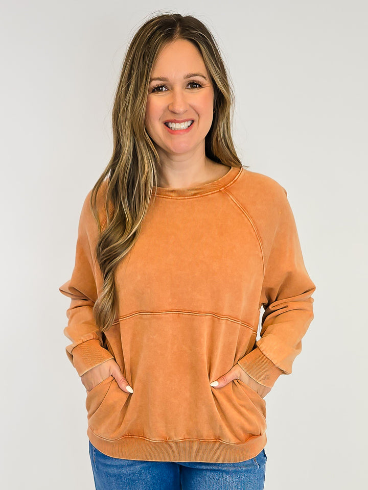 LONG SLEEVE MINERAL WASHED TERRY PULLOVER - CAPPUCCINO