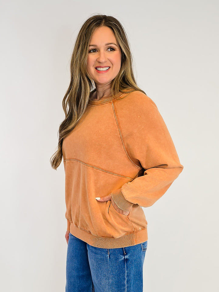 LONG SLEEVE MINERAL WASHED TERRY PULLOVER - CAPPUCCINO
