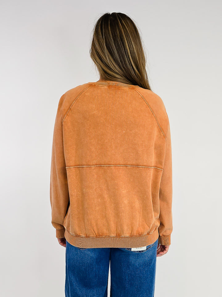 LONG SLEEVE MINERAL WASHED TERRY PULLOVER - CAPPUCCINO