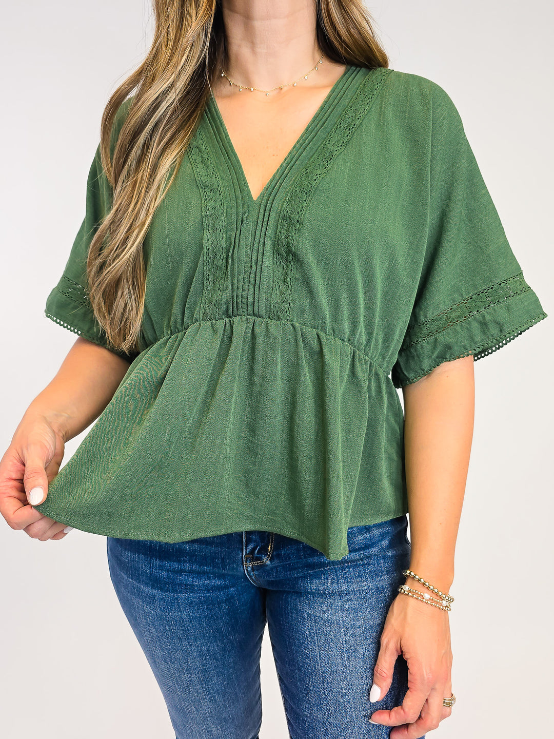 SOLID SHORT SLEEVE PEPLUM TOP W/LACE - OLIVE