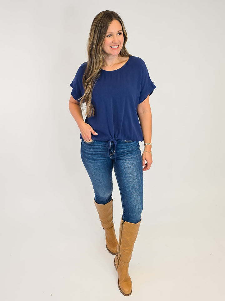 LINEN BLEND TOP W/ADJUSTABLE TIE HEM - NAVY