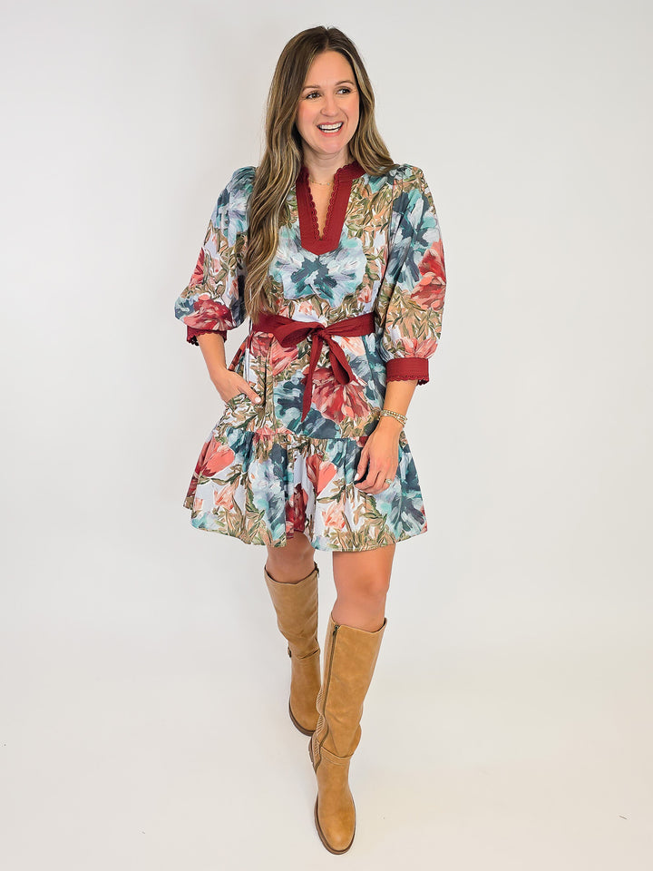 3/4 SLEEVE FLORAL PRINT SHORT DRESS W/TIE - CHESTNUT