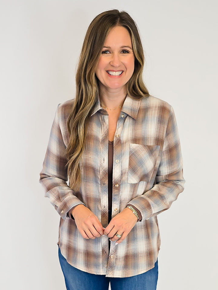 CLASSIC PLAID LONG SLEEVE BUTTON UP SHIRT - MOCHA