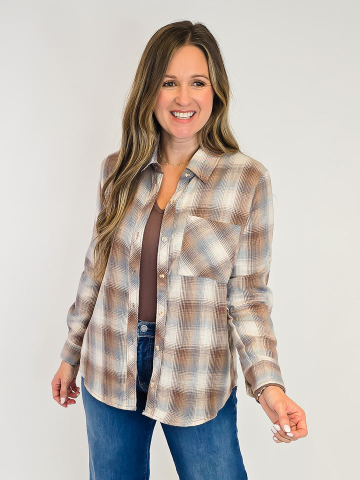 CLASSIC PLAID LONG SLEEVE BUTTON UP SHIRT - MOCHA