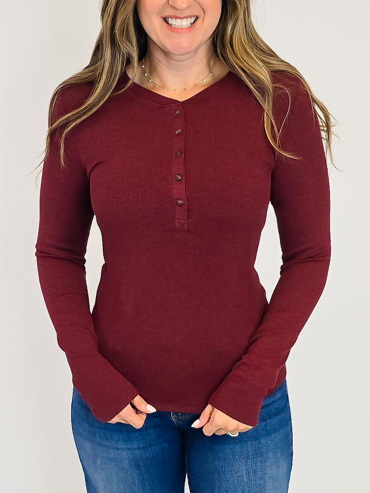 ULTRA SOFT CLASSIC RIBBED LONG SLEEVE HENLEY TOP - BURGUNDY