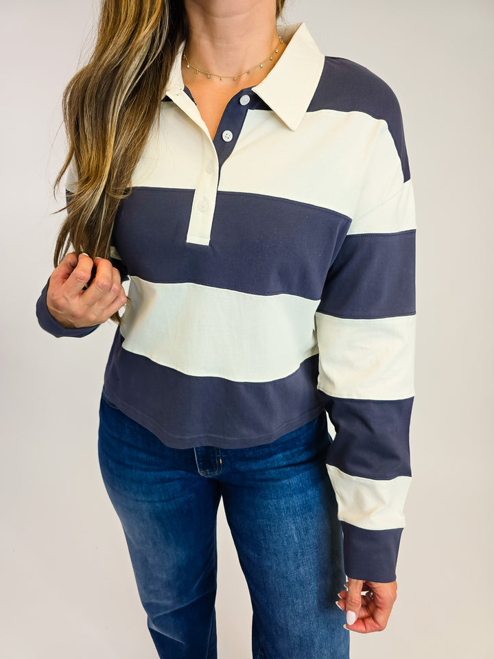 WIDE STRIPED COLLARED DELTA TOP - NAVY IVORY
