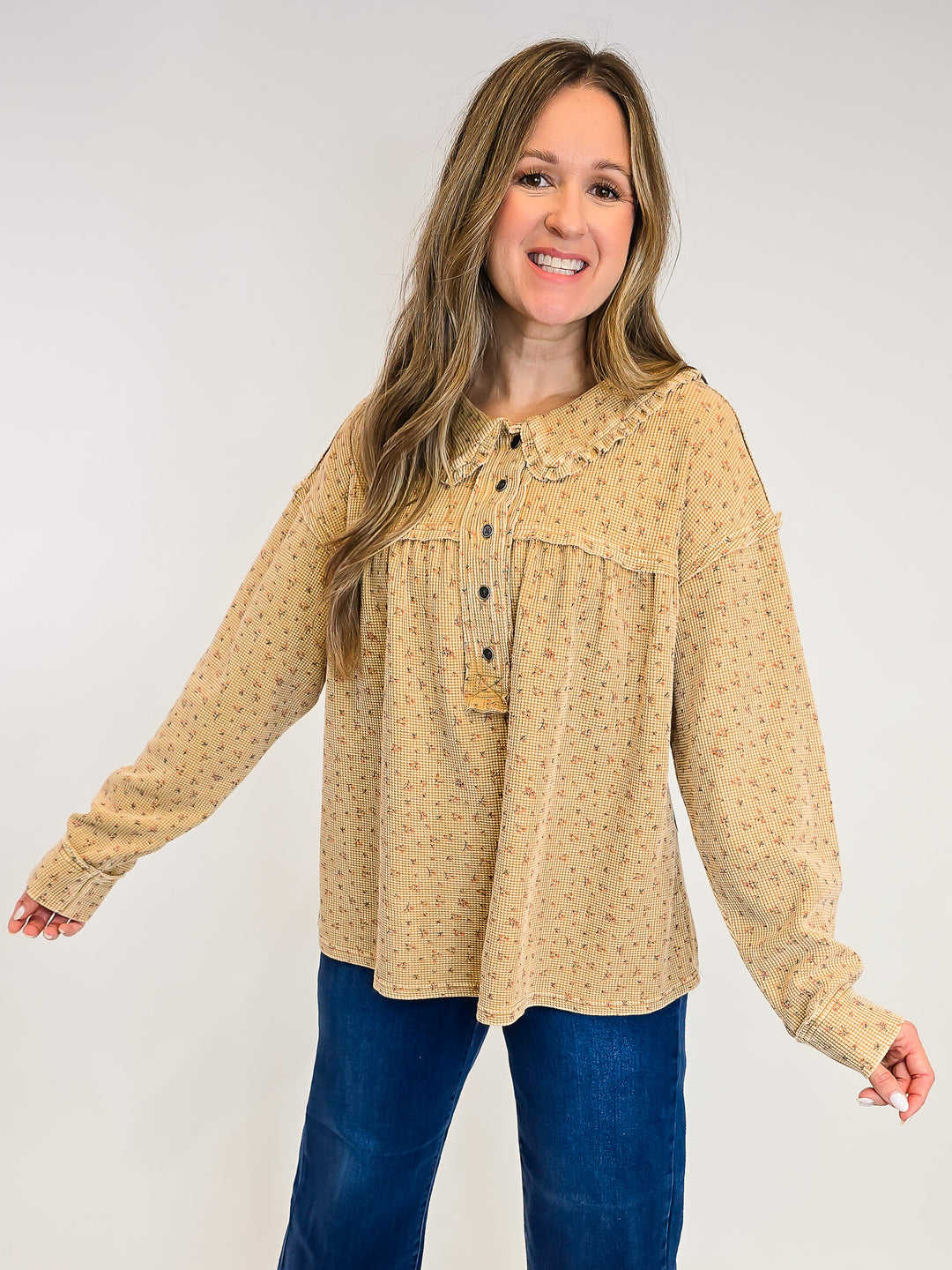 DITSY FLORAL PRINT THERMAL WASHED TOP - LATTE