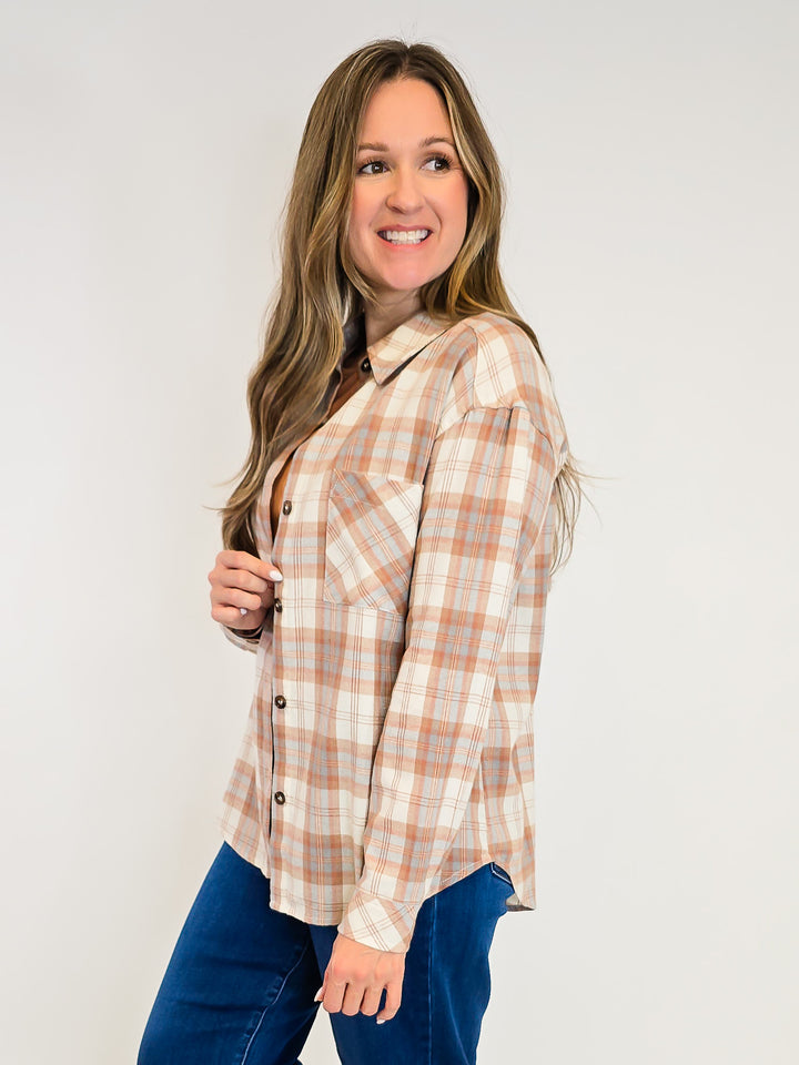 PLAID BUTTON DOWN SHIRT - CAMEL