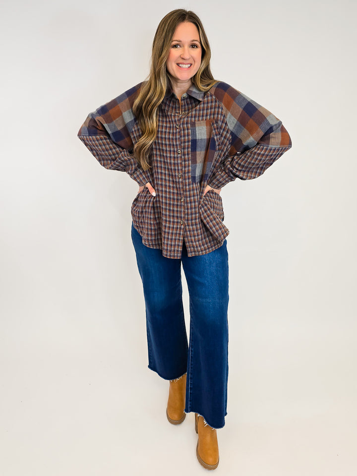 OVERSIZED BUTTON DOWN FLANNEL SHIRT - NAVY BROWN