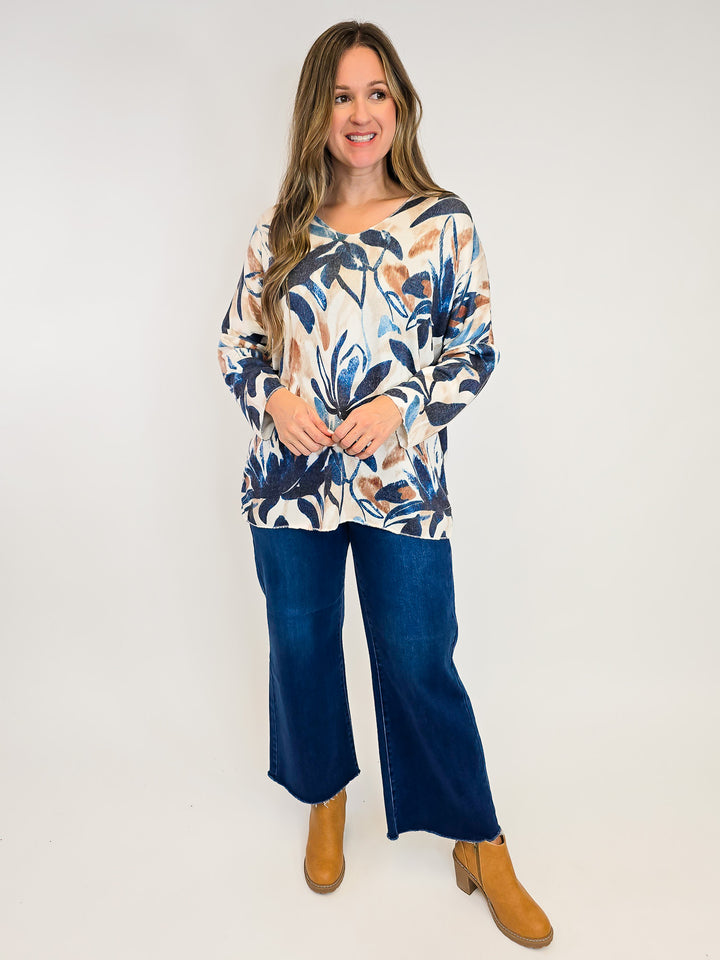 V-NECK DOLMAN SLEEVE TOP - ONE SIZE - FALL FLORAL NAVY/TAN
