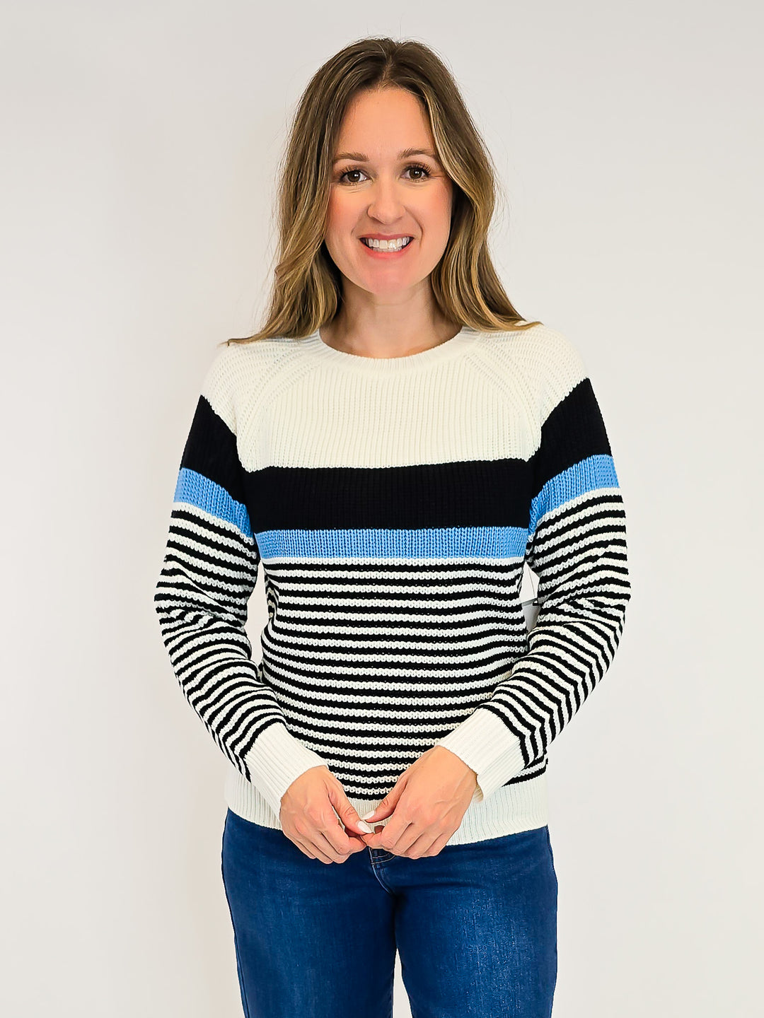 STRIPED ROUND NECK SWEATER - BLACK ICE