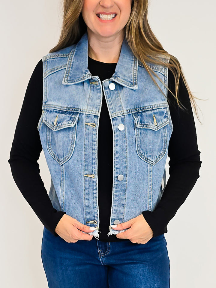 BUTTON FRONT DENIM VEST - MEDIUM WASH
