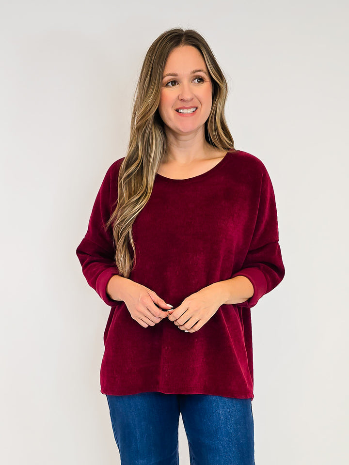 3/4 SLEEVE TEXTURED DROP SHOULDER TOP - ONE SIZE - BURGUNDY