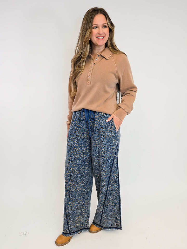 LONG SLEEVE COLLARED PRISCILLA PULLOVER - LIGHT UMBER