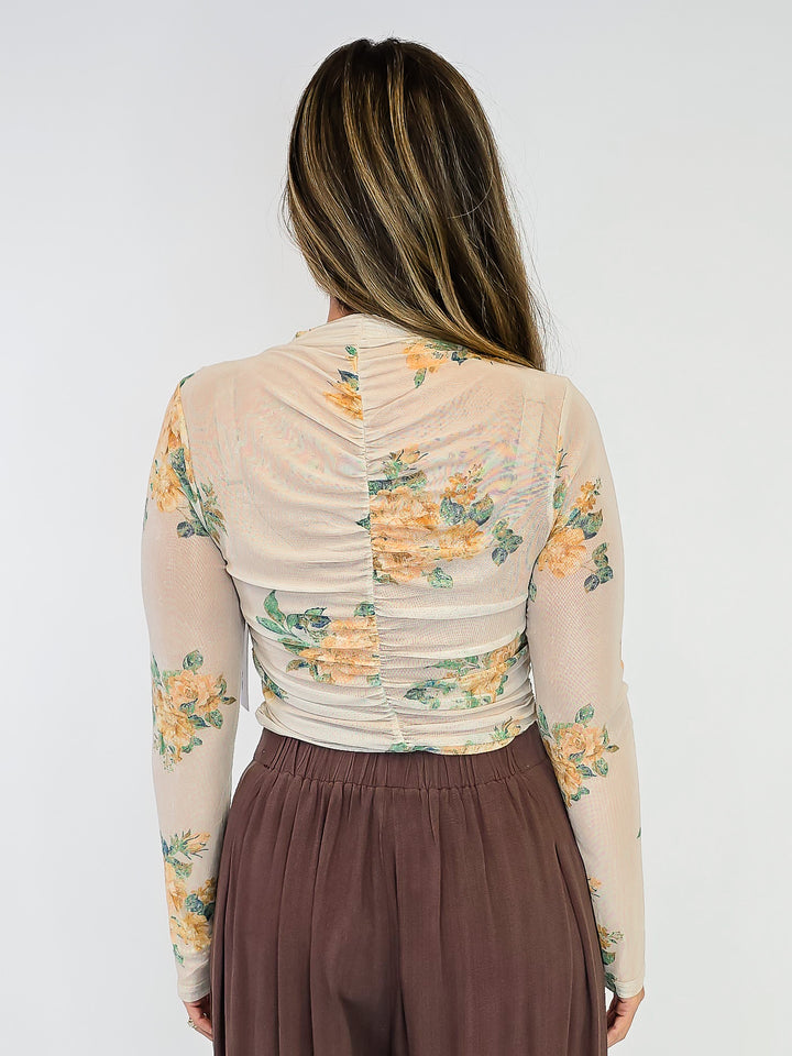MOCK NECK RUCHING TOP - OATMEAL