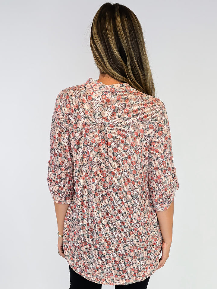 3/4 ROLL UP SLEEVE FLORAL PRINT TOP - RUST