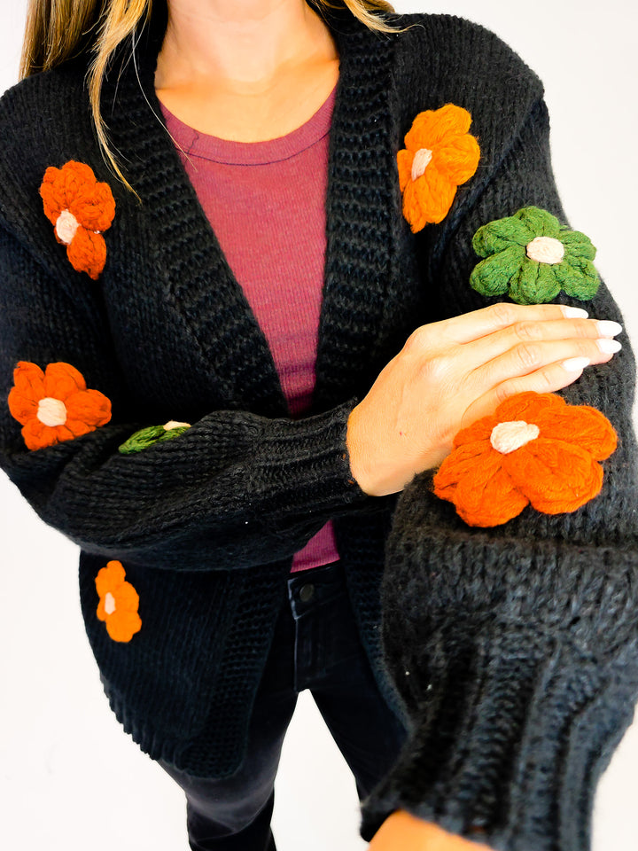 CROCHET POP FLORAL OPEN FRONT CARDIGAN - BLACK