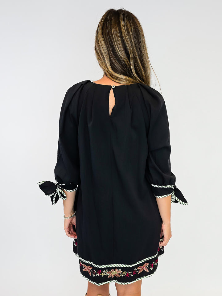FLORAL EMBROIDERED SHORT DRESS W/BOW TIE CUFFS - BLACK