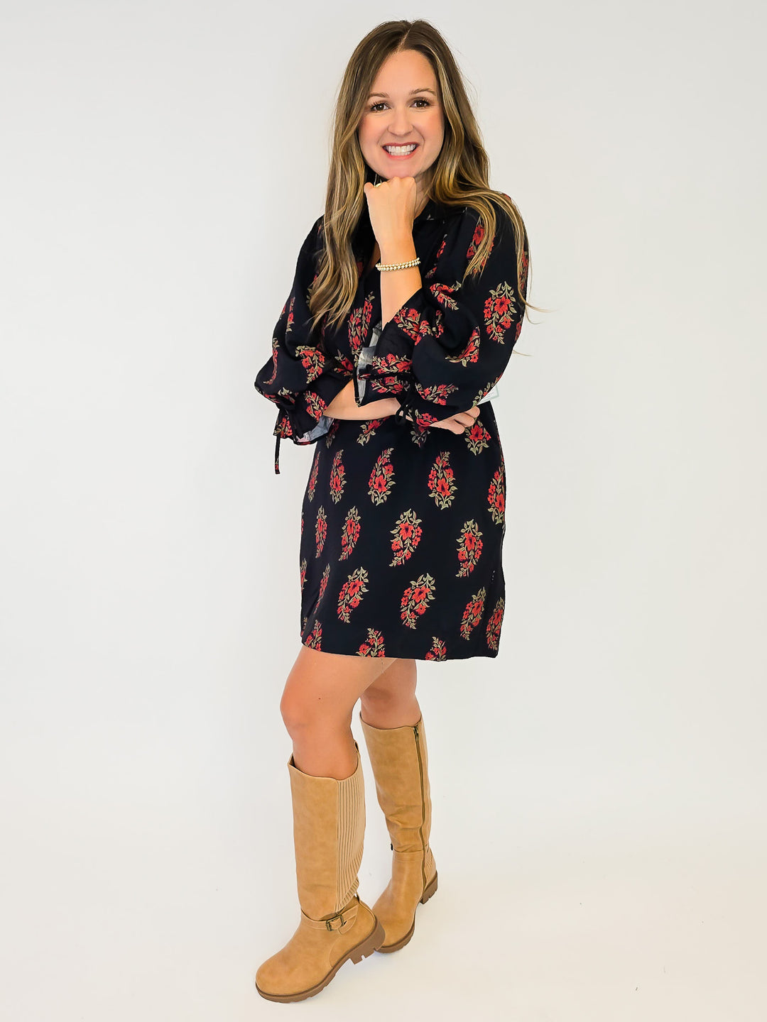 FLORAL PRINT PUFF SLEEVE SHORT DRESS - BLACK