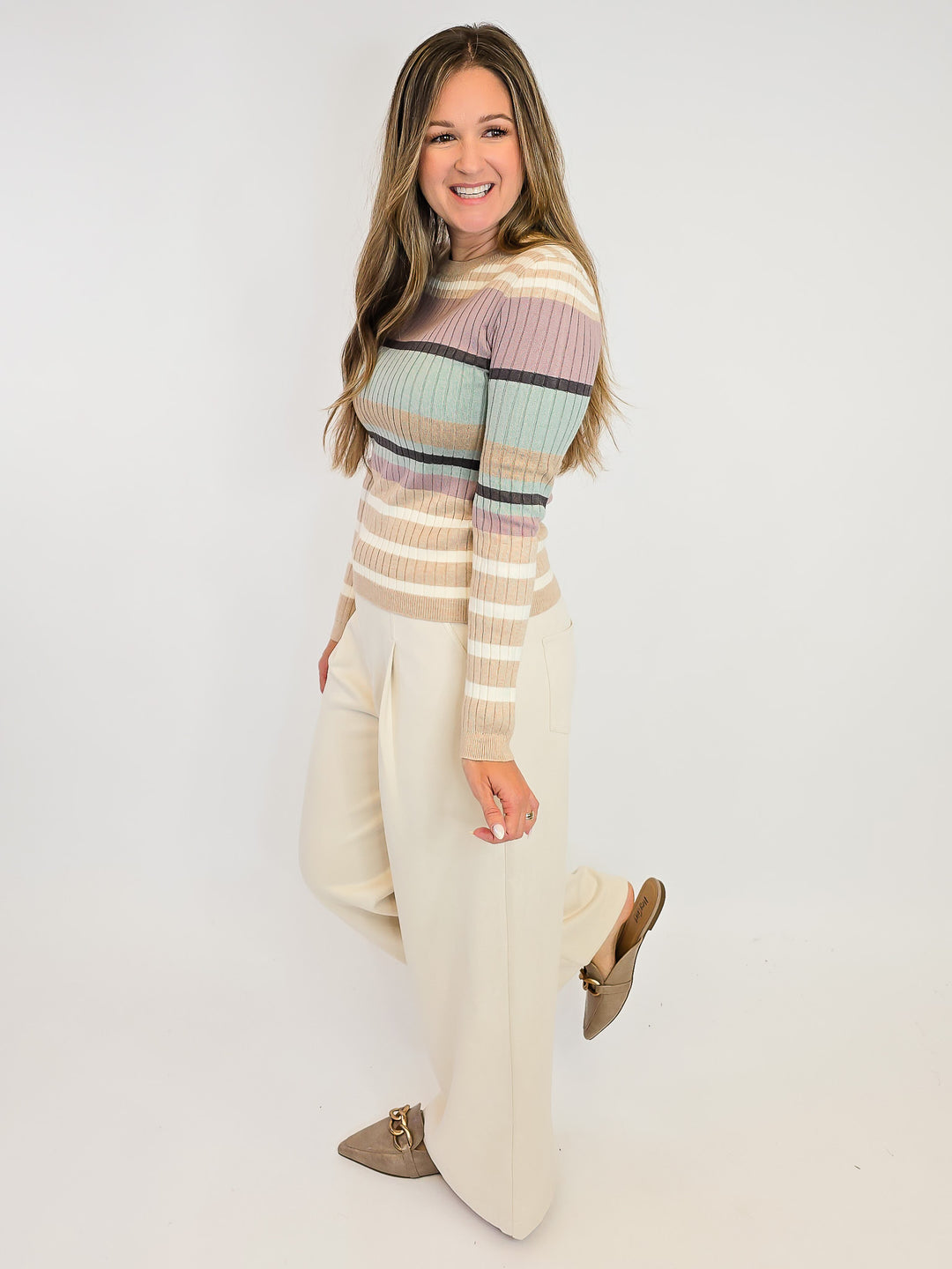 COLOR BLOCK STRIPED RIBBED KNIT SWEATER - IVORY/LATTE