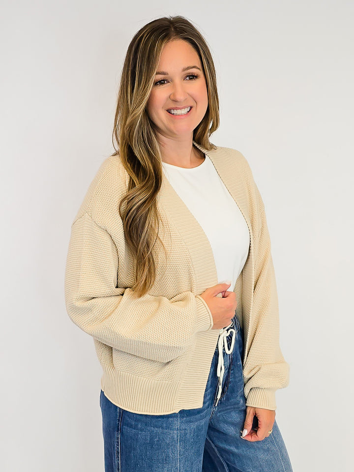 OPEN FRONT BUBBLE SLEEVE KNIT CARDIGAN - SAND
