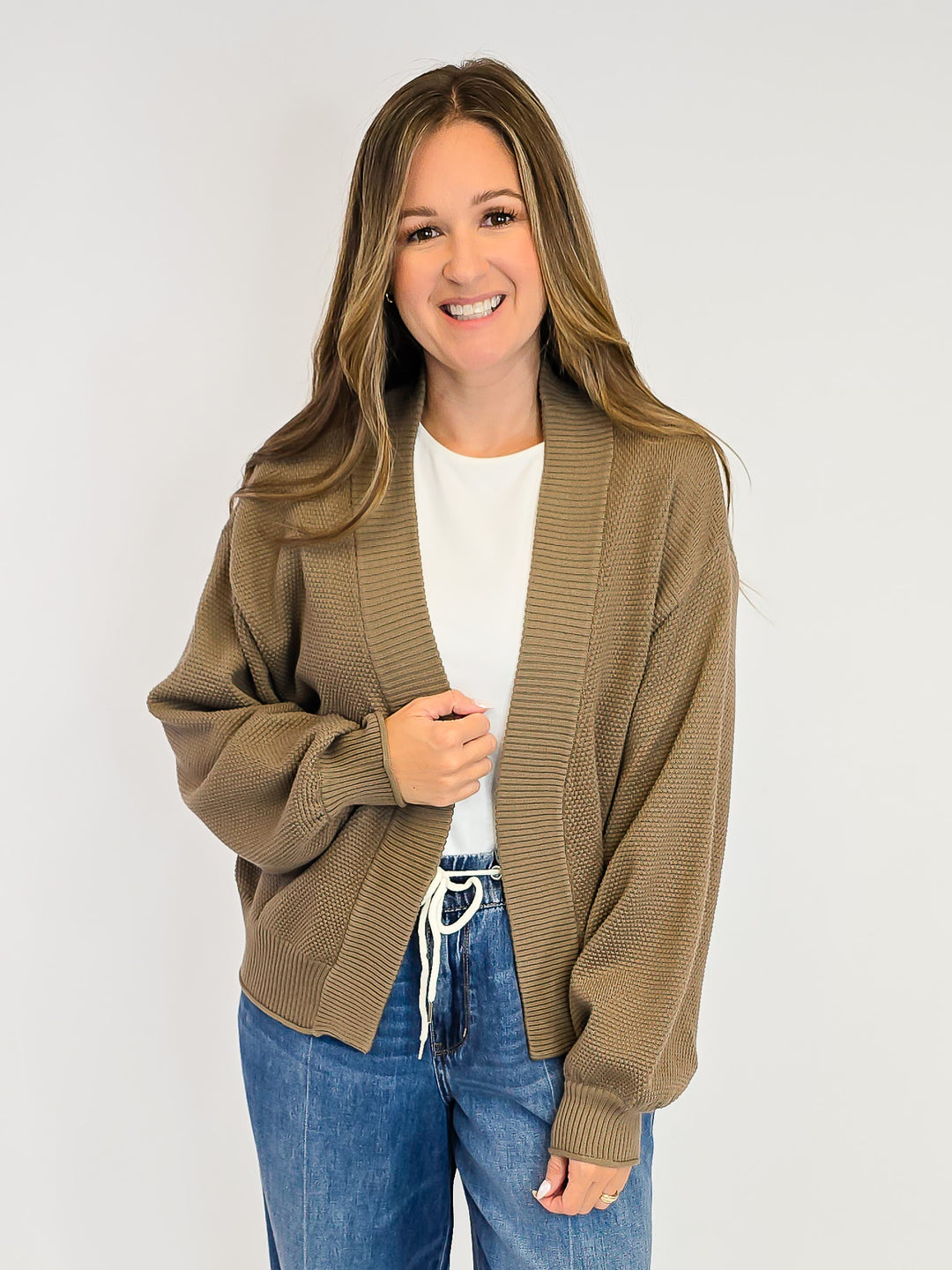 OPEN FRONT BUBBLE SLEEVE KNIT CARDIGAN - MOCHA