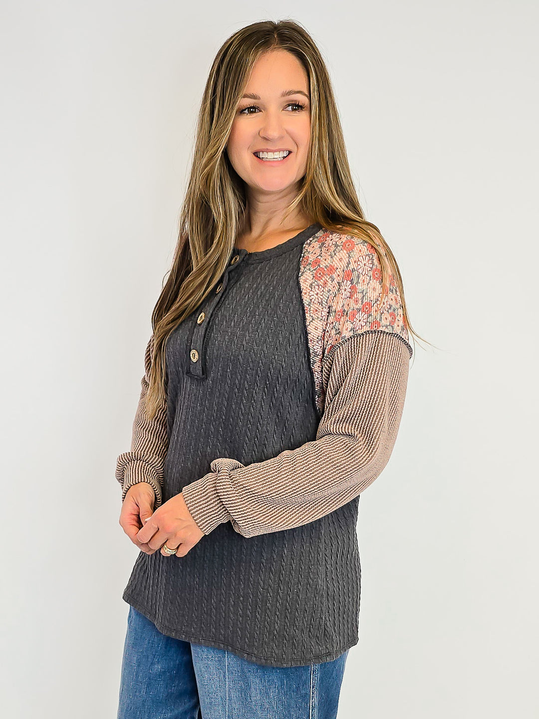 LONG SLEEVE FLORAL/SOLID CONTRAST TOP - CHARCOAL