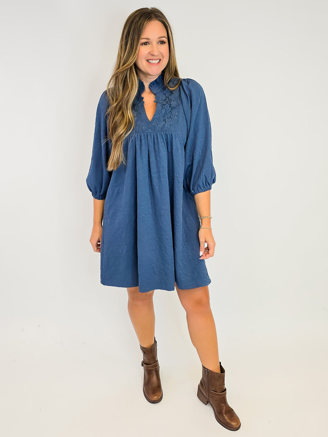 TEXTURED JACQUARD FLORAL LACE DETAIL SHORT DRESS - SLATE BLUE