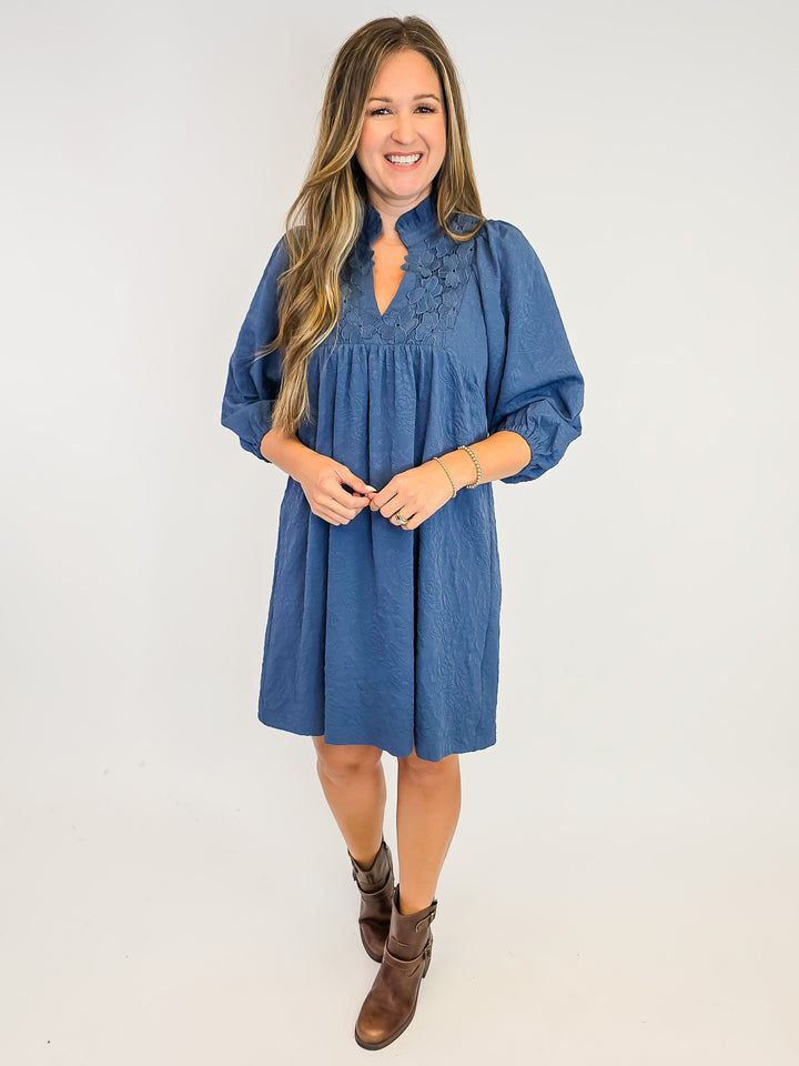TEXTURED JACQUARD FLORAL LACE DETAIL SHORT DRESS - SLATE BLUE