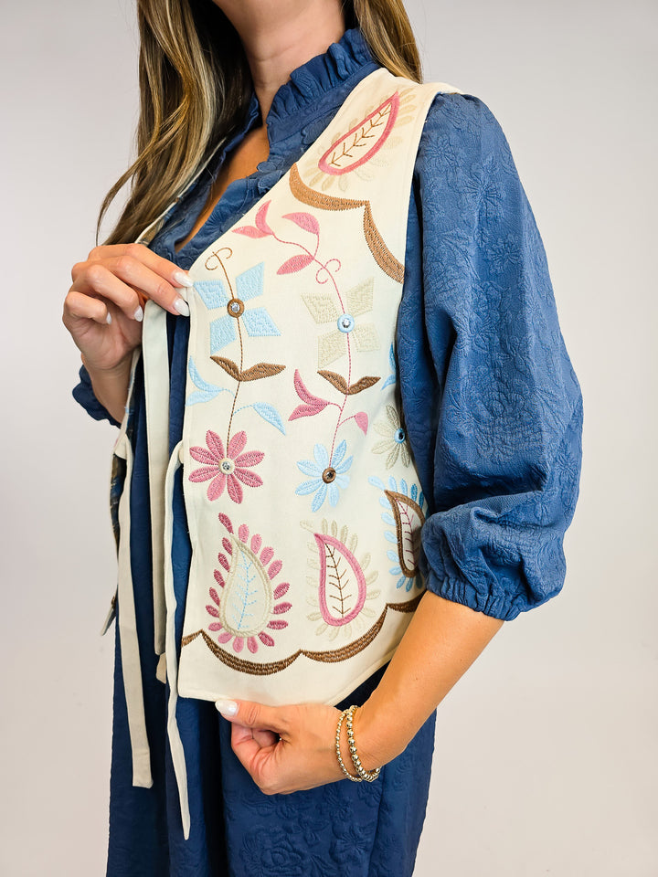 EMBROIDERY DETAILING SUEDE VEST - ECRU