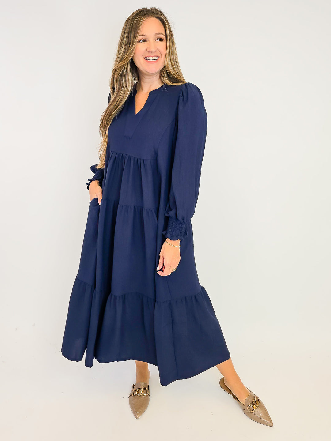 TIERED MIDI DRESS W/SMOCKED CUFFS - NAVY