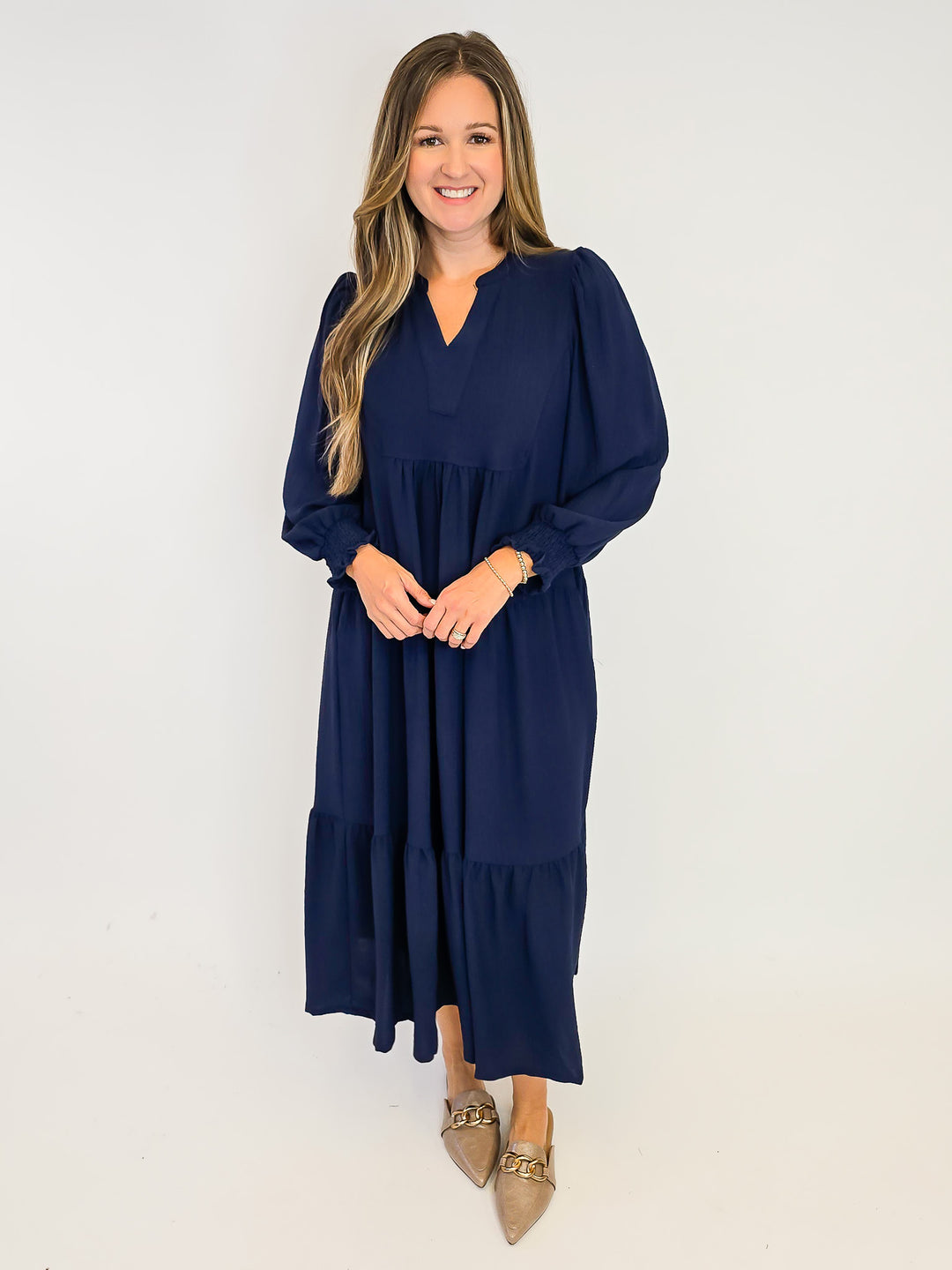 TIERED MIDI DRESS W/SMOCKED CUFFS - NAVY