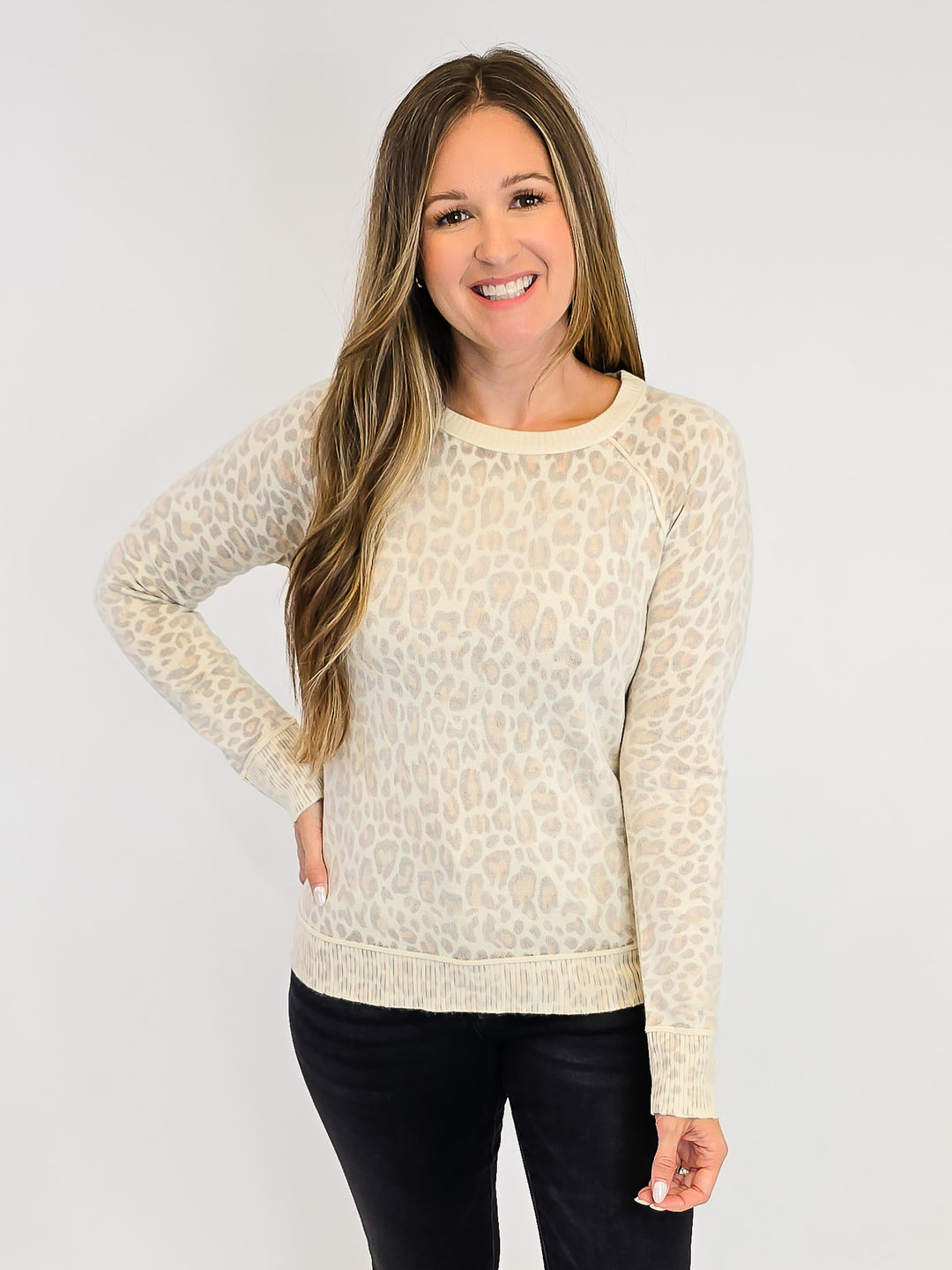 LEOPARD PRINT RAGLAN SLEEVE PULLOVER SWEATER - CAMEL
