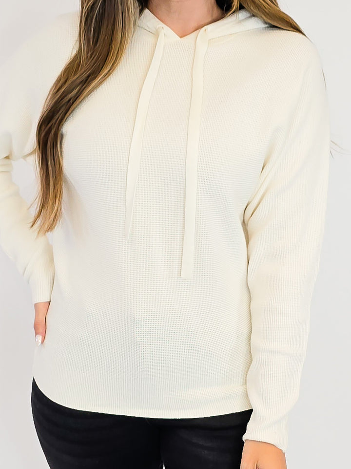 MINI WAFFLE TEXTURED PULLOVER HOODIE - IVORY