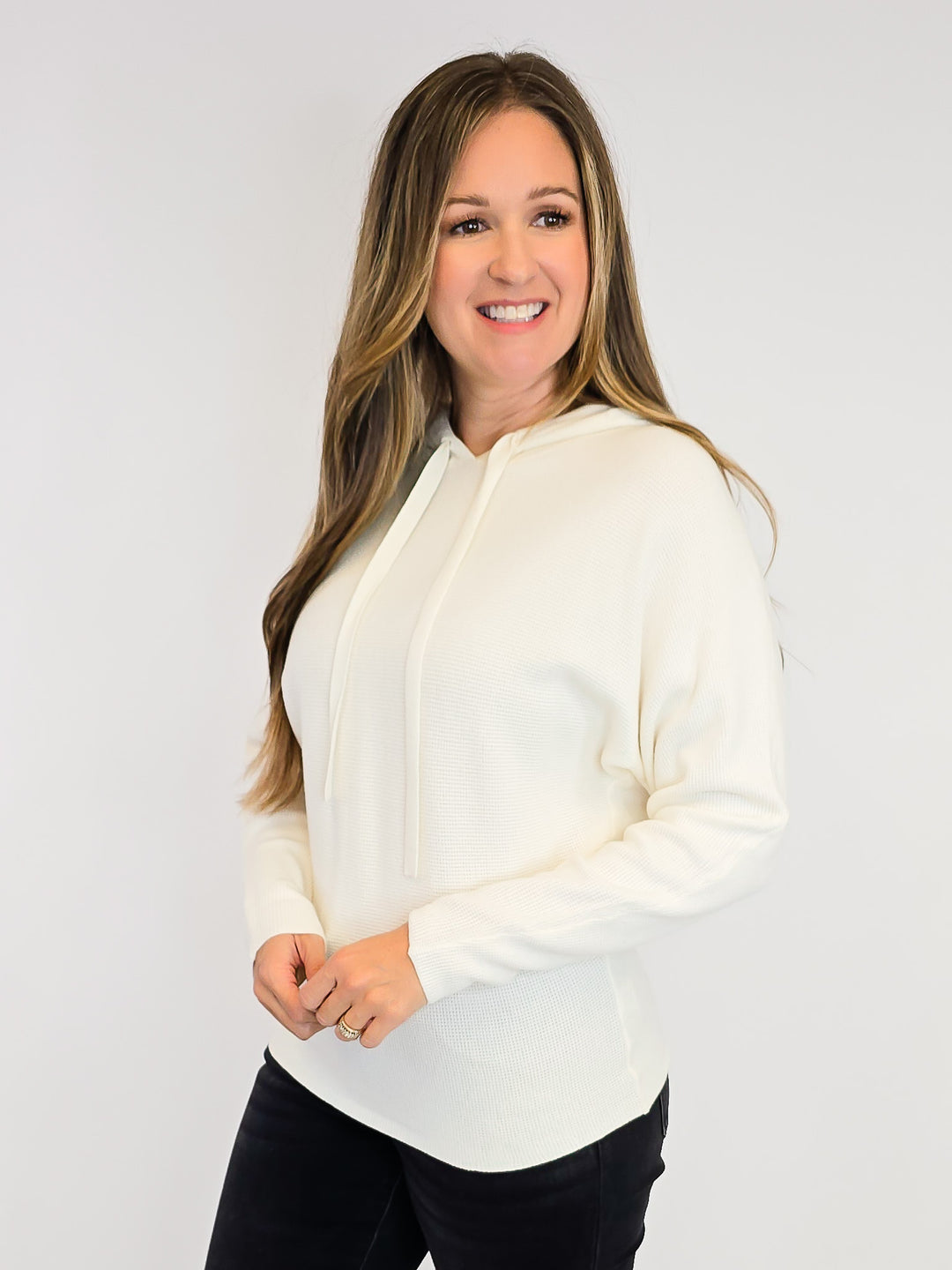 MINI WAFFLE TEXTURED PULLOVER HOODIE - IVORY