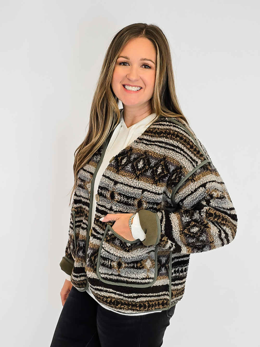 AZTEC PATCH POCKET NORDIC BUTTON DOWN JACKET - ASH BROWN