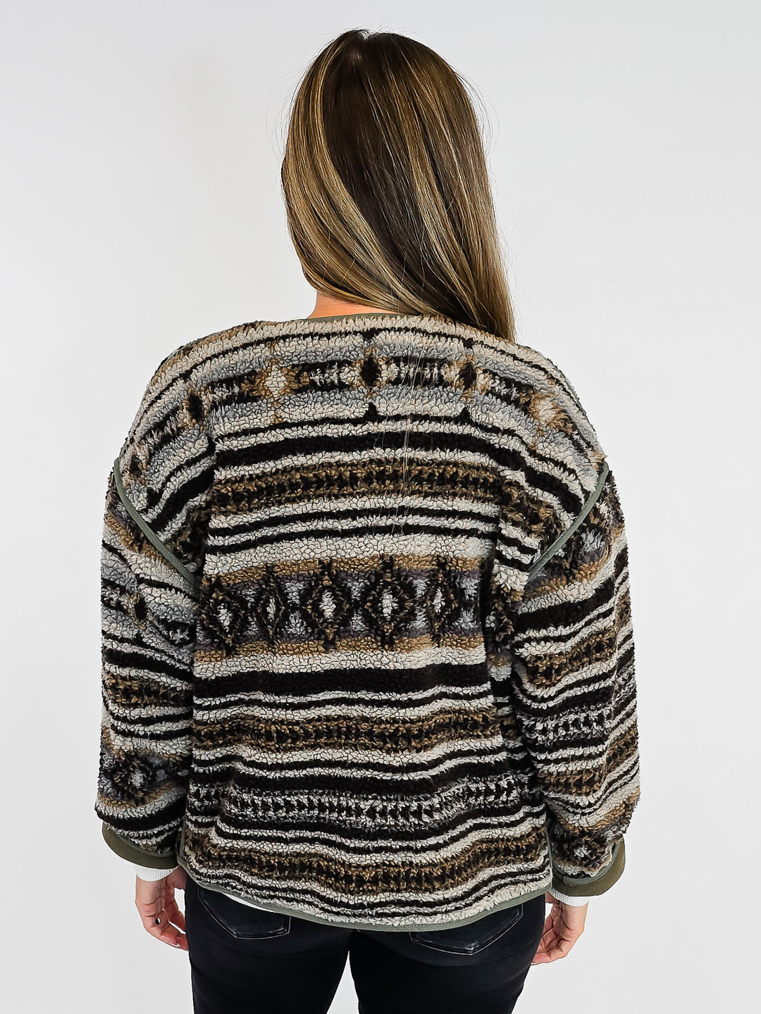 AZTEC PATCH POCKET NORDIC BUTTON DOWN JACKET - ASH BROWN