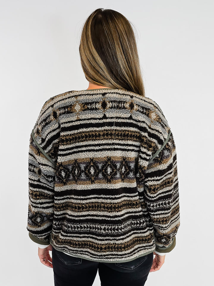AZTEC PATCH POCKET NORDIC BUTTON DOWN JACKET - ASH BROWN