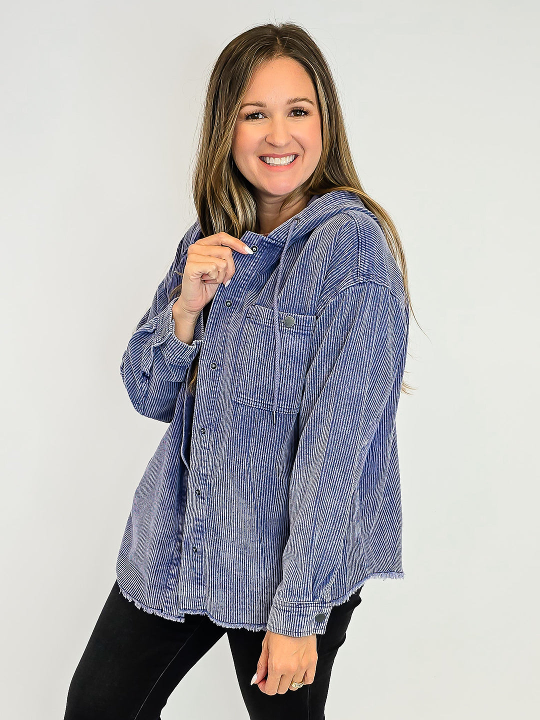 ACID WASH CORDUROY HOODED SHACKET - BLUE