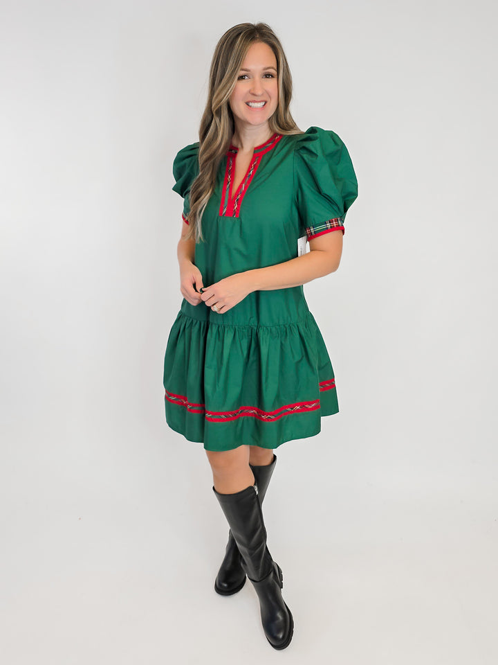 SHORT PUFF SLEEVE SHORT DRESS - GREEN/RED