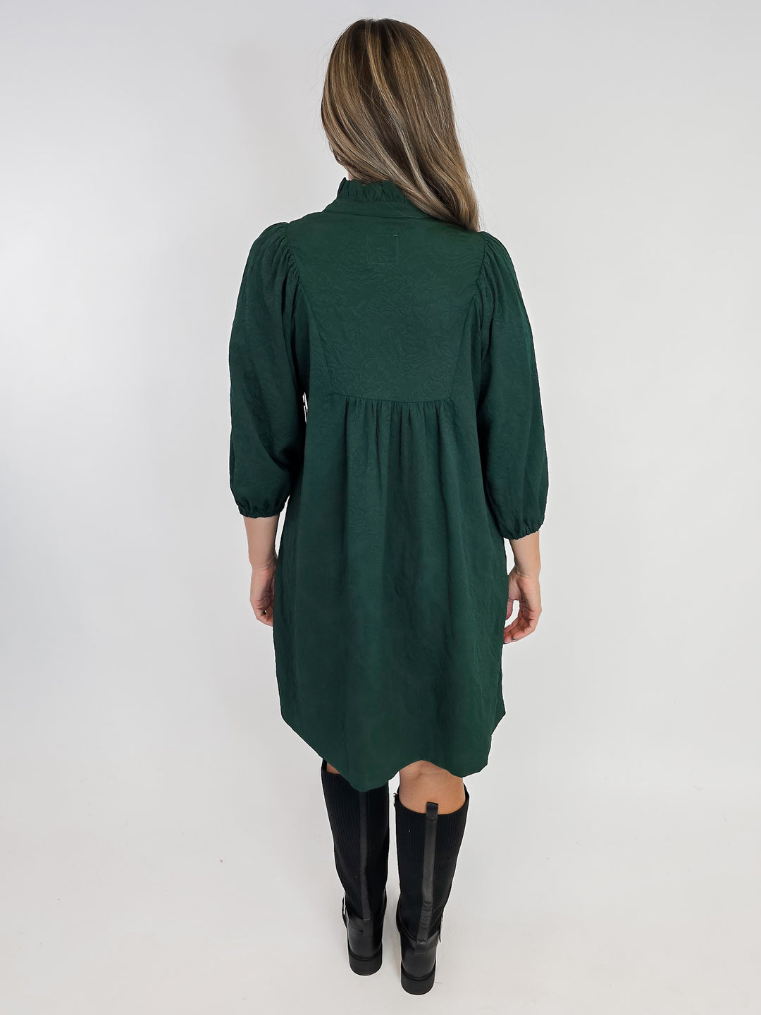 TEXTURED JACQUARD FLORAL LACE DETAIL SHORT DRESS - HUNTER GREEN