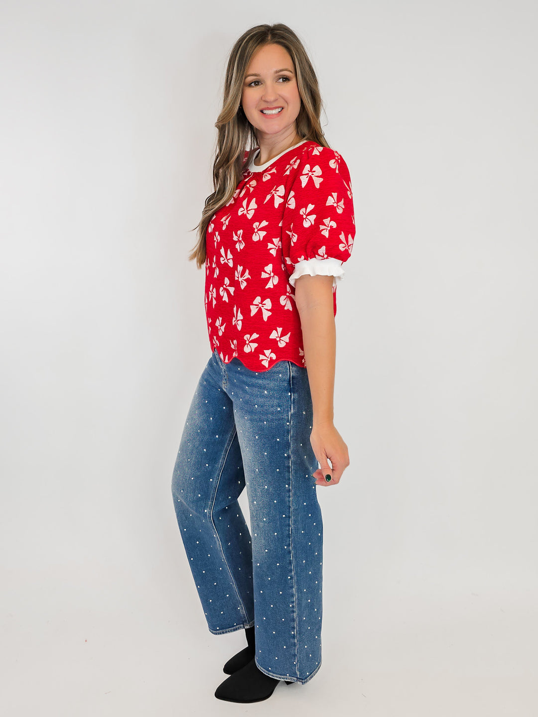 SCALLOPED HEM BOW PRINT VELVET TOP - RED