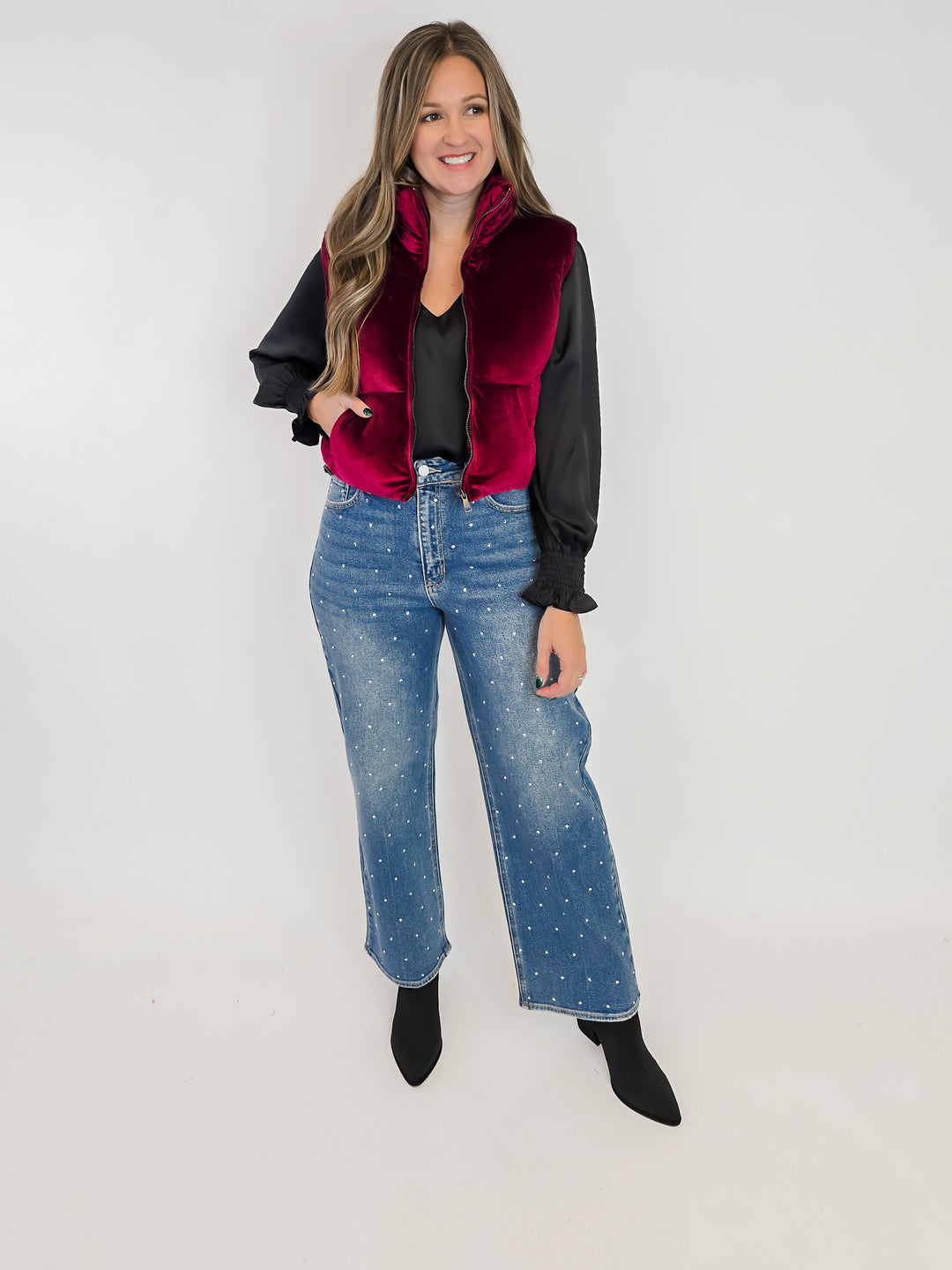 VELVET CROPPED PUFFER VEST - DARK BURGUNDY